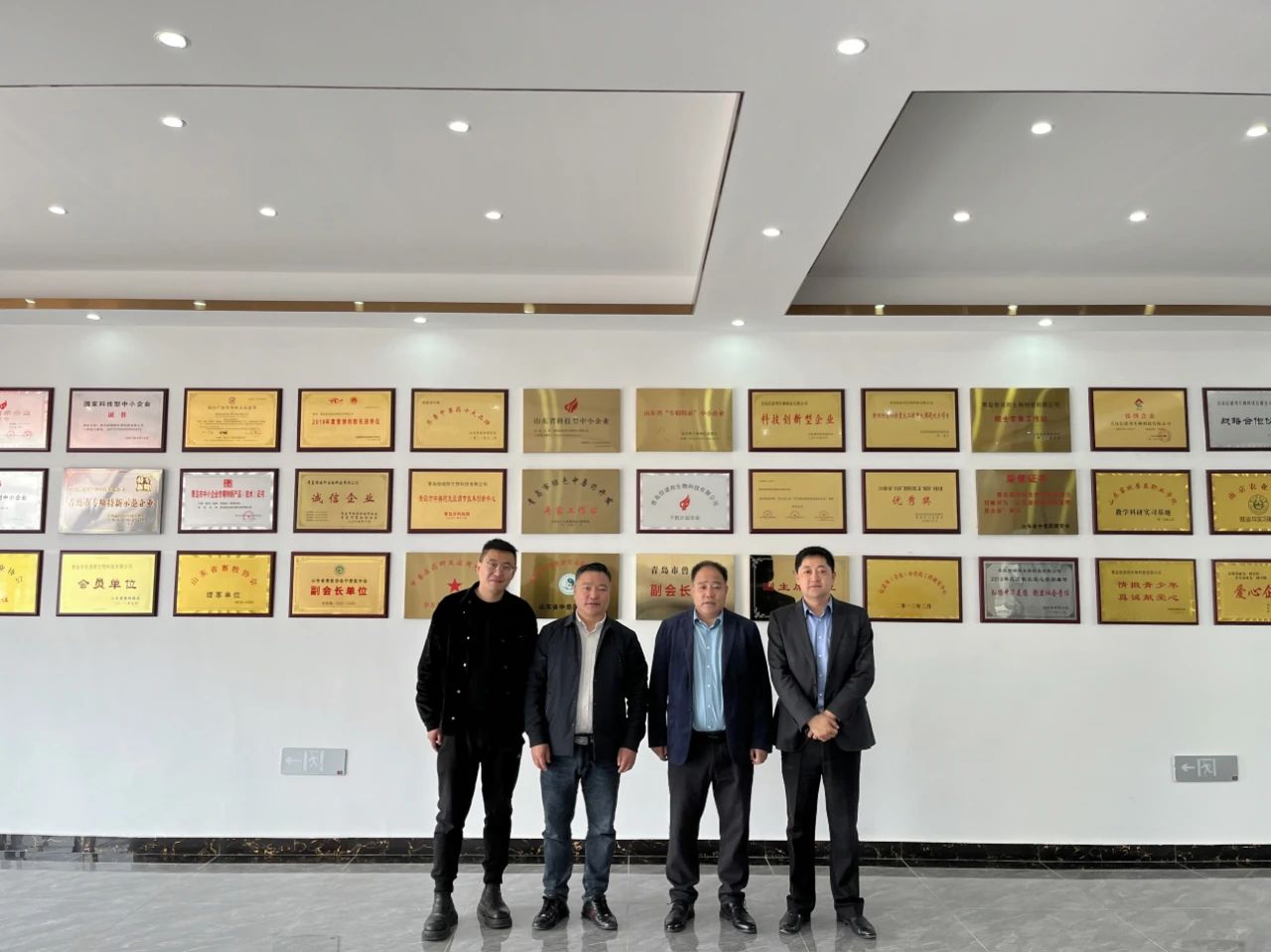 河北玖興領(lǐng)導(dǎo)組來(lái)訪信諾邦參觀交流，為雙方進(jìn)一步合作交流打下堅(jiān)實(shí)基礎(chǔ)